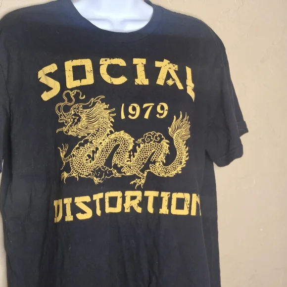 Social Distortion 1979 Concert T-shirt - Picture 3 of 3